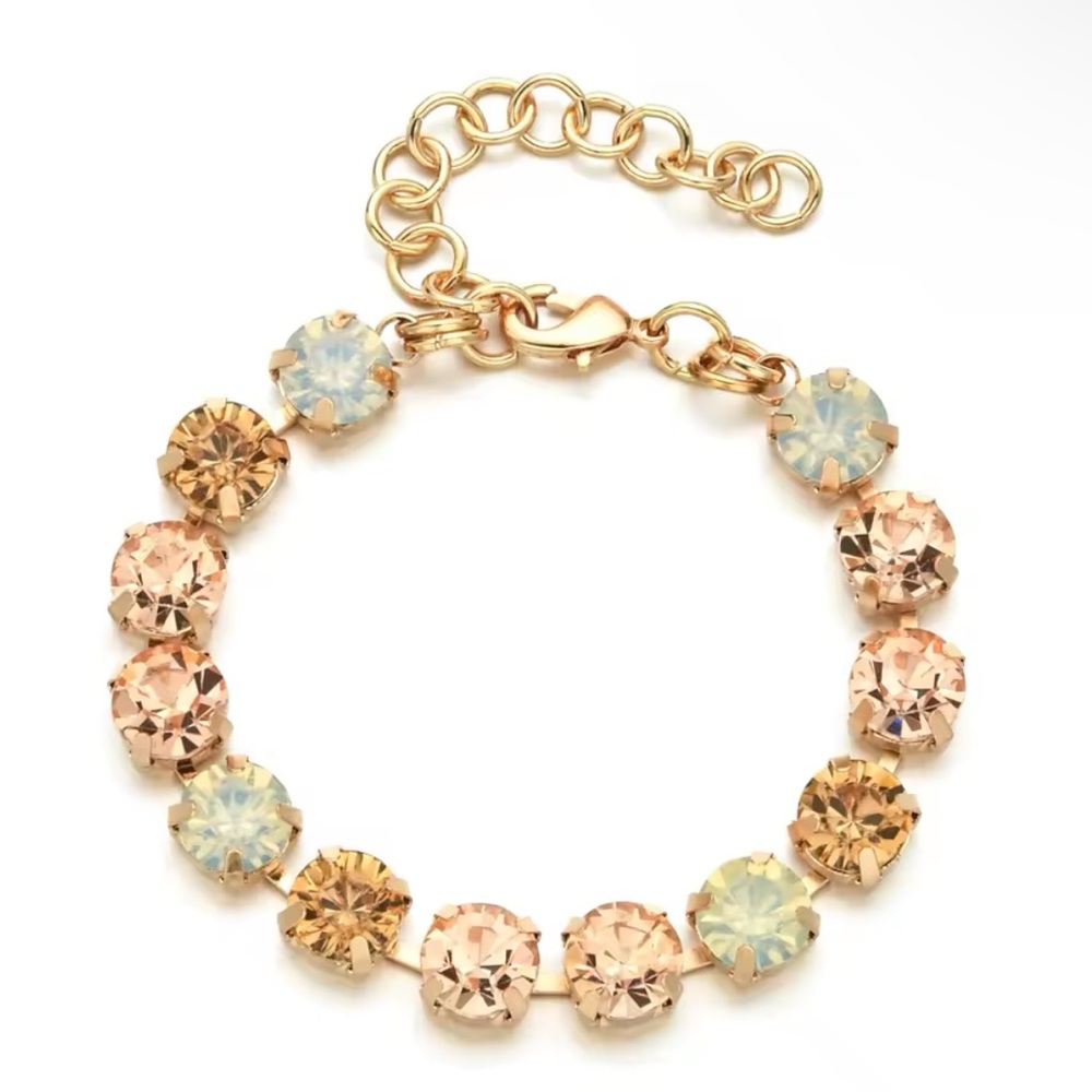 NWT Crystal Link Bracelet